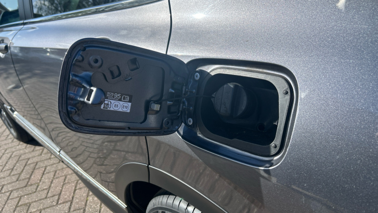 Honda CR-V 2.0 i-MMD Hybrid SR  2WD 5dr eCVT Hybrid Estate